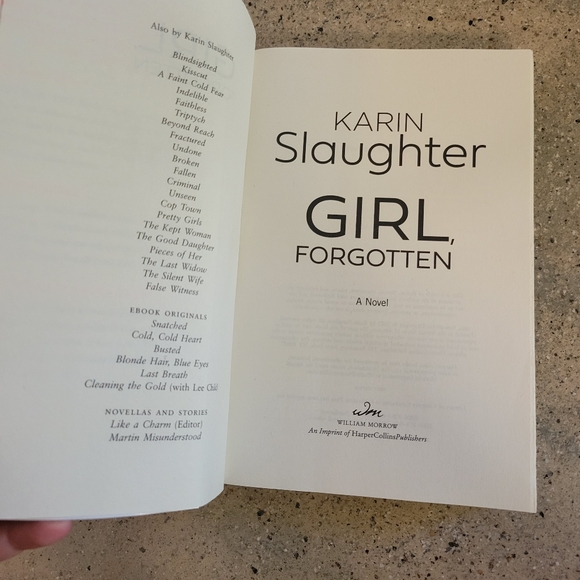 Girl, Forgotten by Karin Slaughter Paperback Thriller Book - GUC - Picture 6 of 7